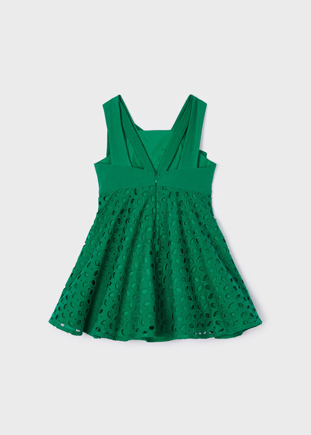 Mayoral Kleid mit Lochmuster aus Baumwolle smaragd Art. 03916-042